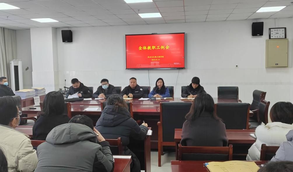 7aee515b3c611bb3e3aff7767dd6664